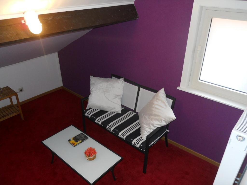 Huis De Wilde Wingerd Hotel Ипер Стая снимка